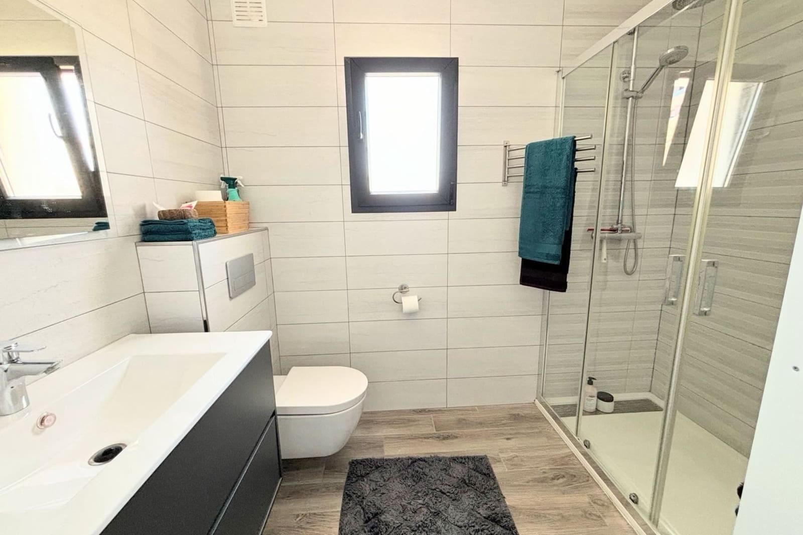 3 bedroom Apartment for sale in Punta Prima with pool - € 695,000 (Ref: 9490076)