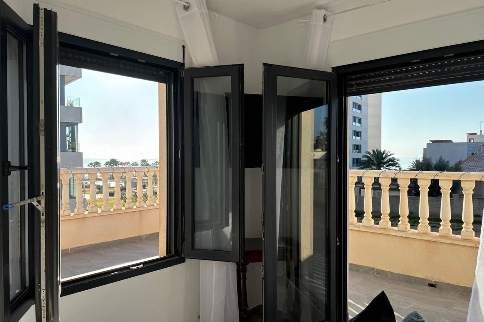 3 bedroom Apartment for sale in Punta Prima with pool - € 695,000 (Ref: 9490076)