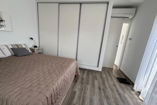 3 sovrum Lägenhet till salu i Punta Prima, Torrevieja med pool - 695 000 € (Ref: 9490076)