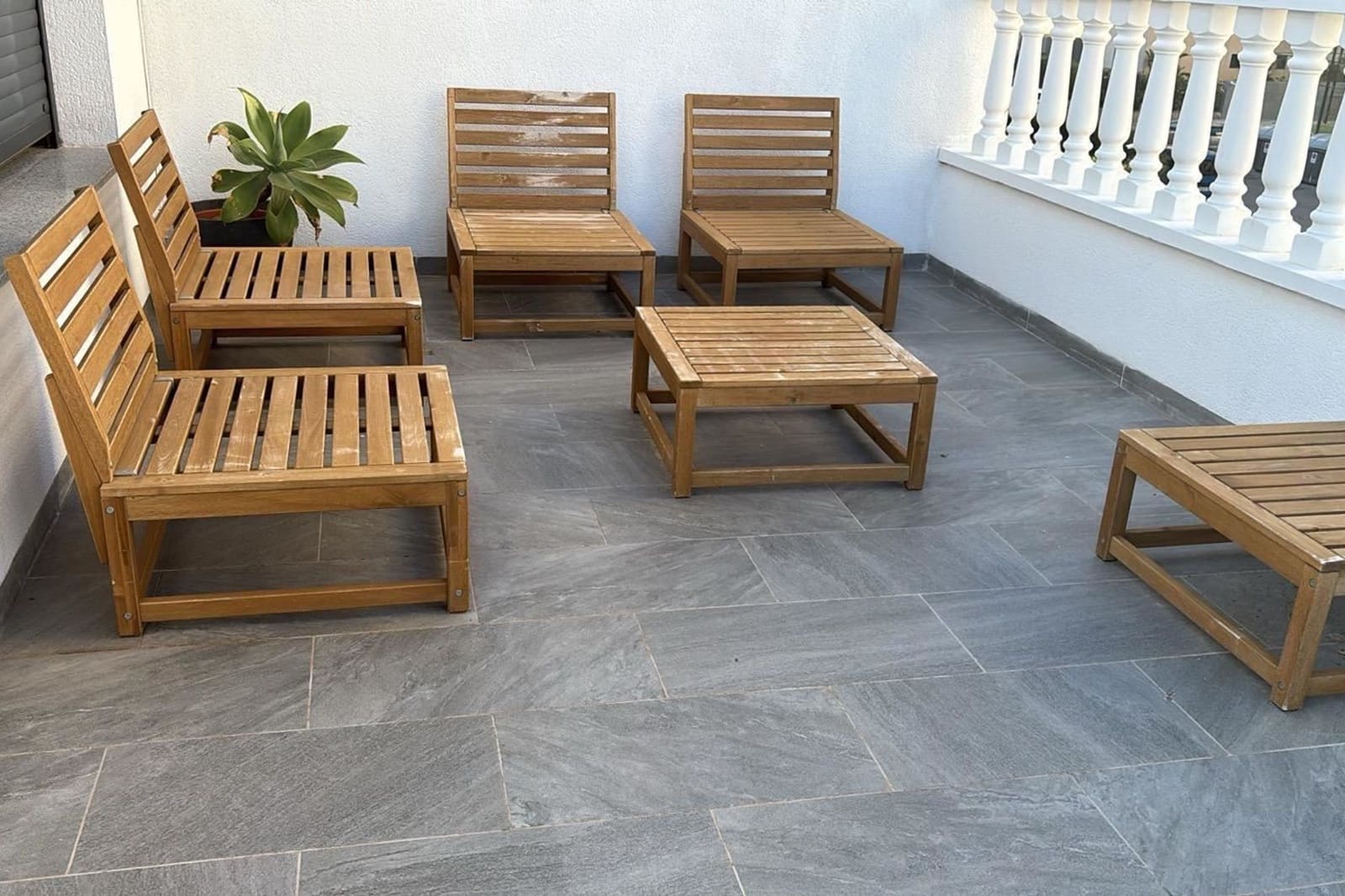 3 bedroom Apartment for sale in Punta Prima with pool - € 695,000 (Ref: 9490076)