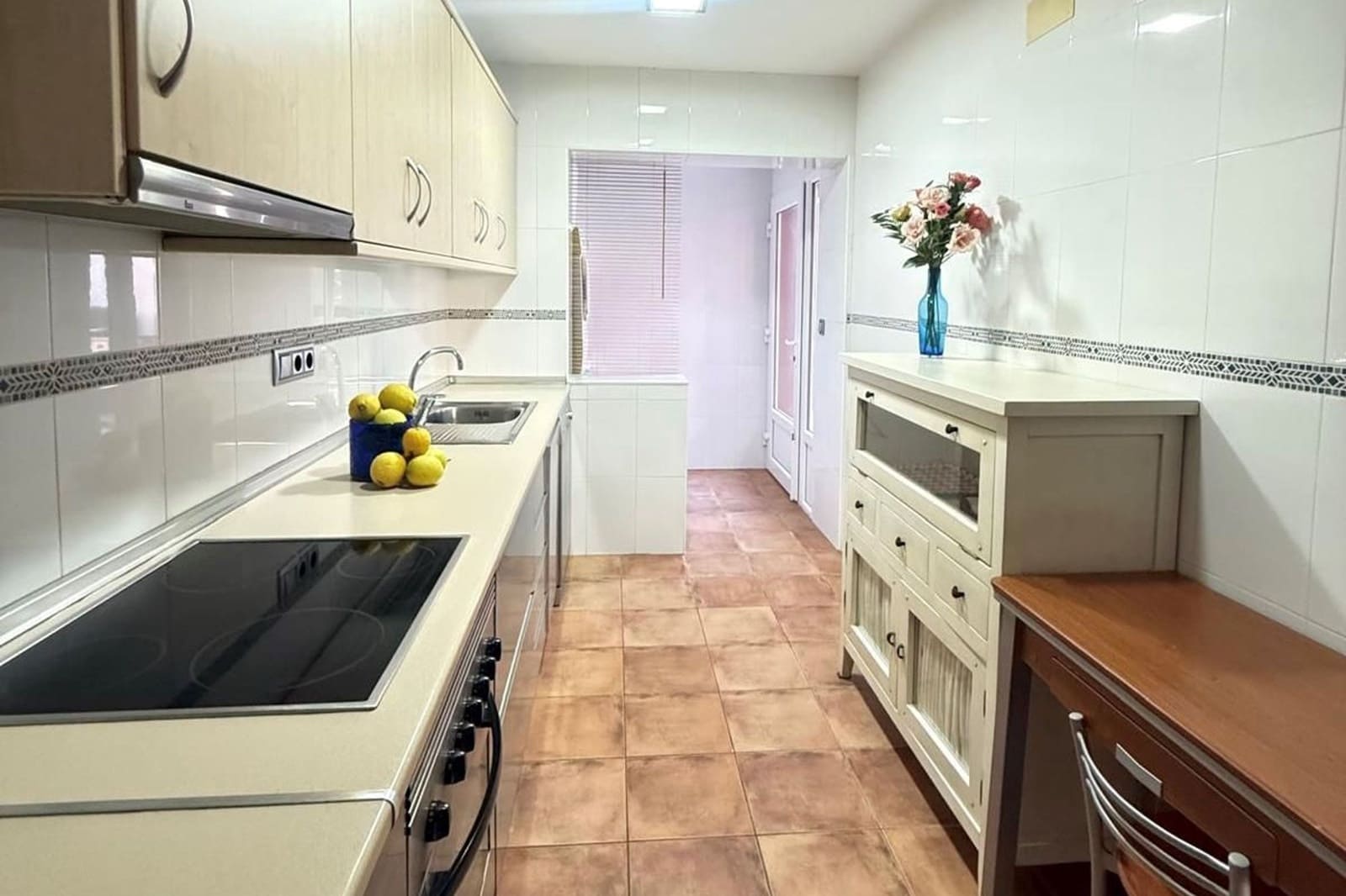 Casa de 4 habitaciones en Pilar de la Horadada en venta - 450.000 € (Ref: 9492748)