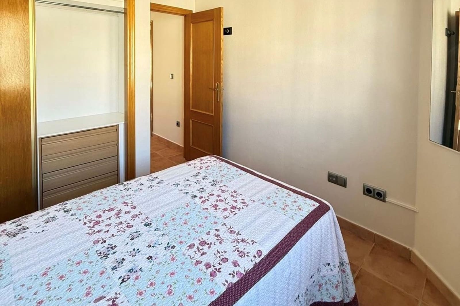 Casa de 4 habitaciones en Pilar de la Horadada en venta - 450.000 € (Ref: 9492748)