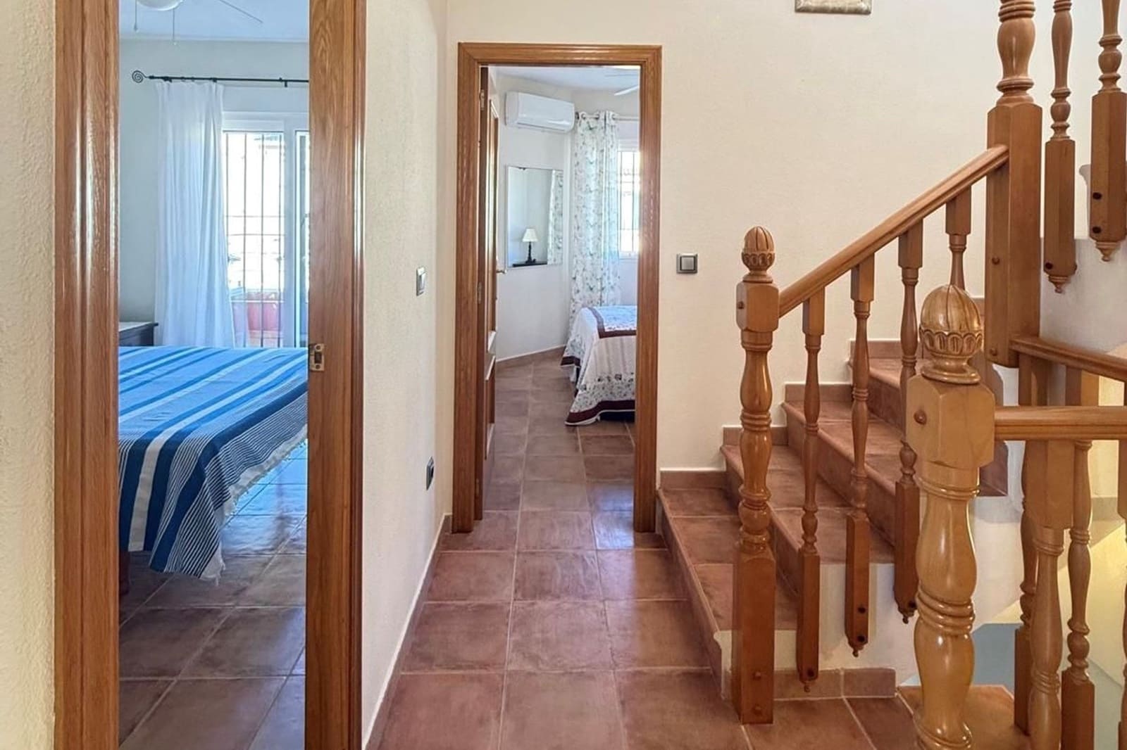 Casa de 4 habitaciones en Pilar de la Horadada en venta - 450.000 € (Ref: 9492748)