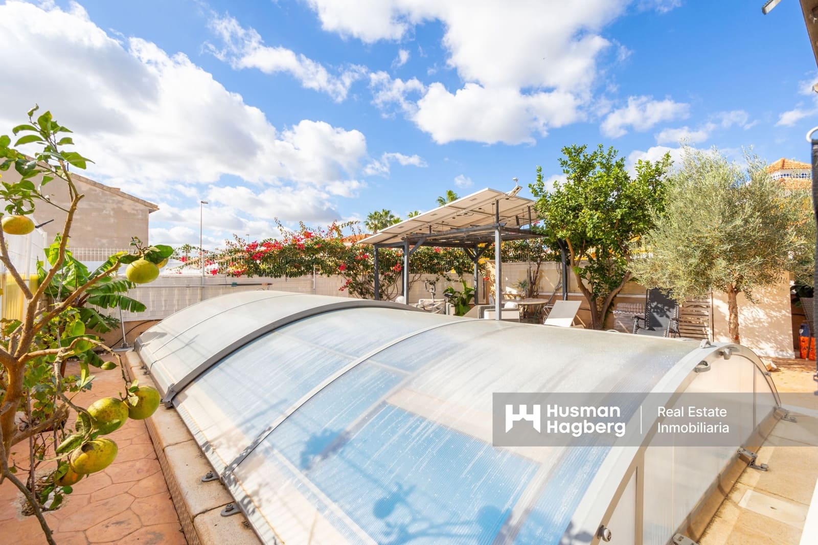 3 makuuhuone Huvila myytävänä paikassa La Zenia mukana uima-altaan - 419 000 € (Ref: 9495255)