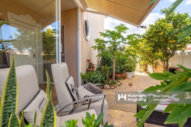 3 makuuhuone Huvila myytävänä paikassa La Zenia, Orihuela mukana uima-altaan - 419 000 € (Ref: 9495255)