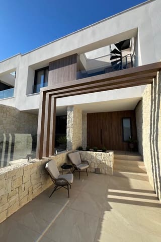 Casa de 3 habitaciones en San Fulgencio en venta con piscina - 350.000 € (Ref: 9495538)