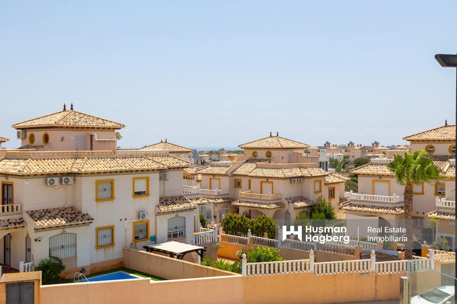 3 bedroom Villa for sale in Orihuela Costa with pool - € 389,000 (Ref: 9496465)