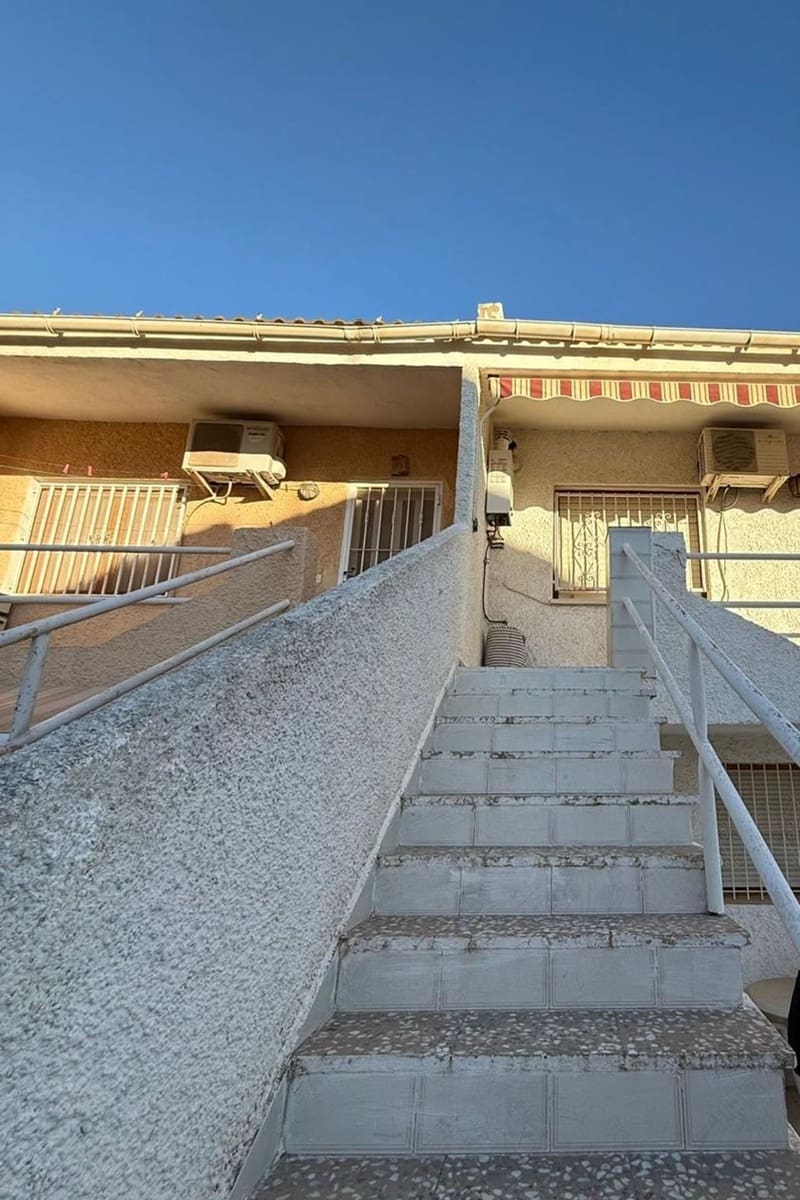 3 bedroom Townhouse for sale in Los Altos - € 199,000 (Ref: 9496573)