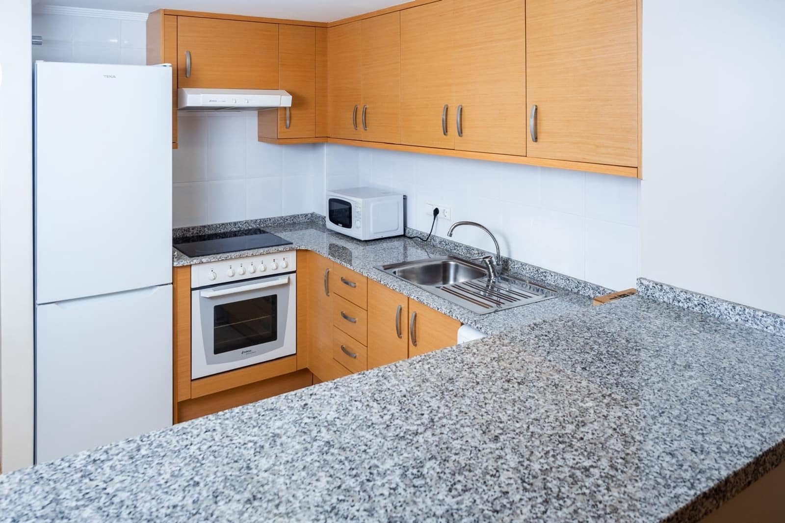 Apartamento de 2 habitaciones en La Mata en venta - 196.700 € (Ref: 9499836)