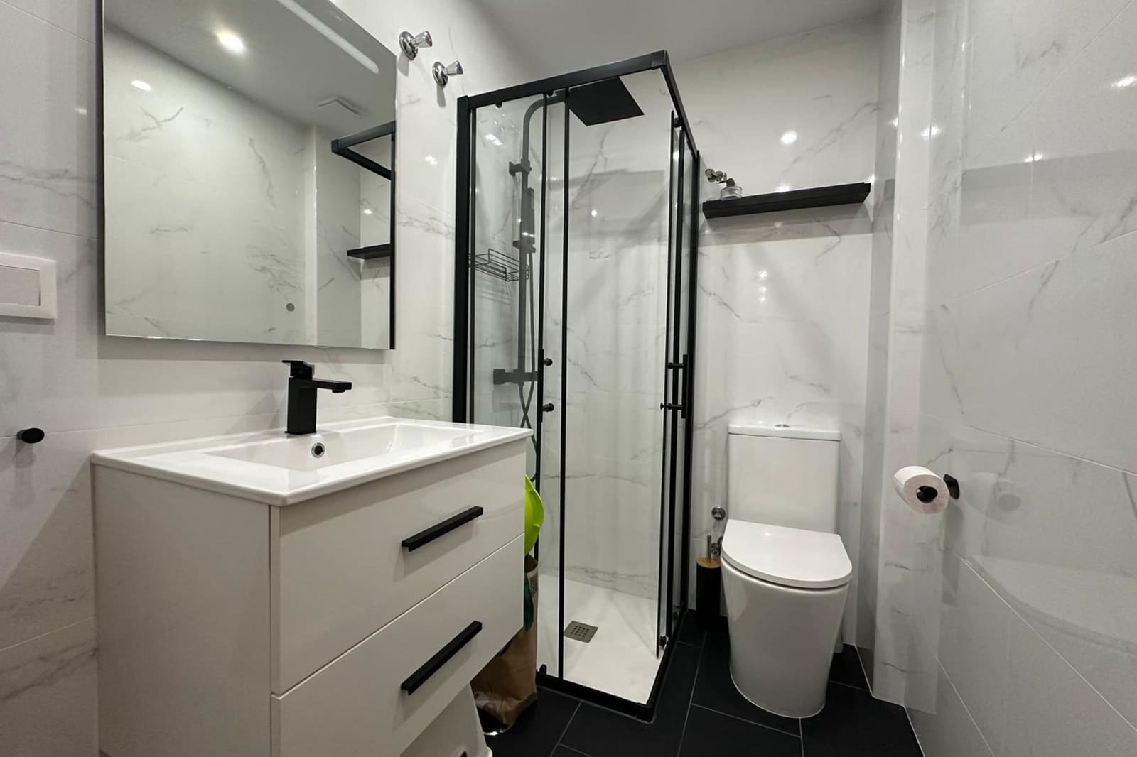 3 soveværelse Lejlighed til salg i Los Montesinos - € 149.900 (Ref: 9500038)