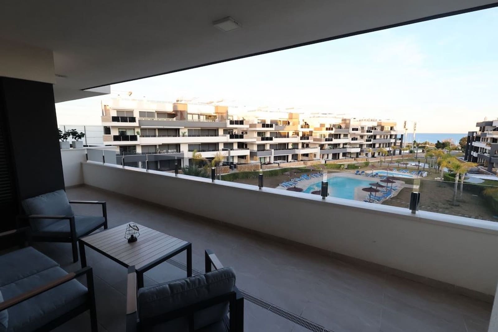2 bedroom Apartment for sale in Playa Flamenca with pool - € 368,000 (Ref: 9510119)