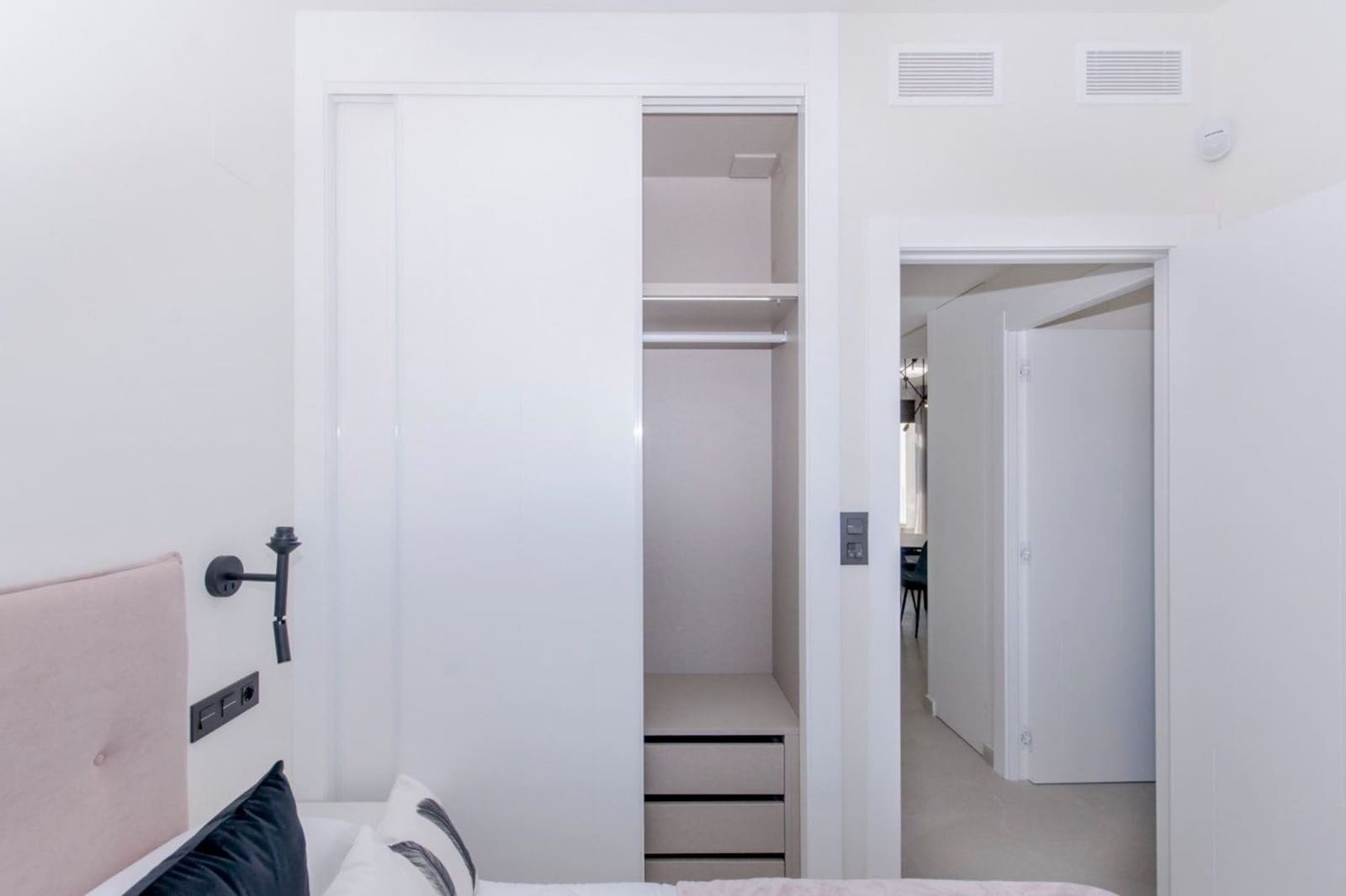 Apartamento de 2 habitaciones en Los Balcones en venta con piscina - 315.000 € (Ref: 9510204)