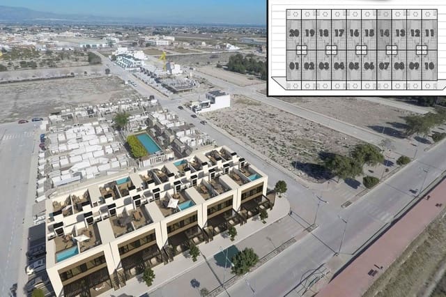 2 bedroom Townhouse for sale in Daya Nueva with pool - € 259,000 (Ref: 9521774)