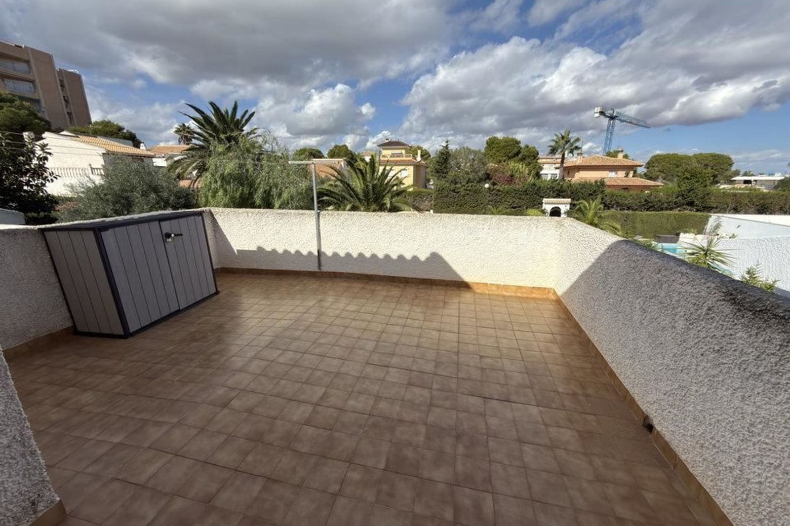 Casa de 3 habitaciones en La Zenia en venta con piscina - 650.000 € (Ref: 9535127)