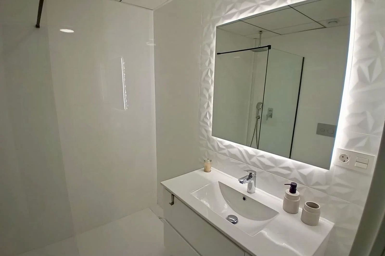 2 slaapkamer Appartement te koop in Gran Alacant met zwembad - € 405.000 (Ref: 9570068)