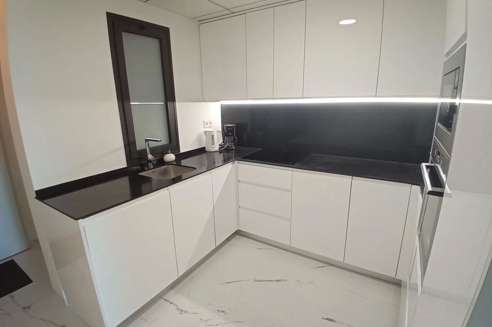 2 slaapkamer Appartement te koop in Gran Alacant met zwembad - € 405.000 (Ref: 9570068)