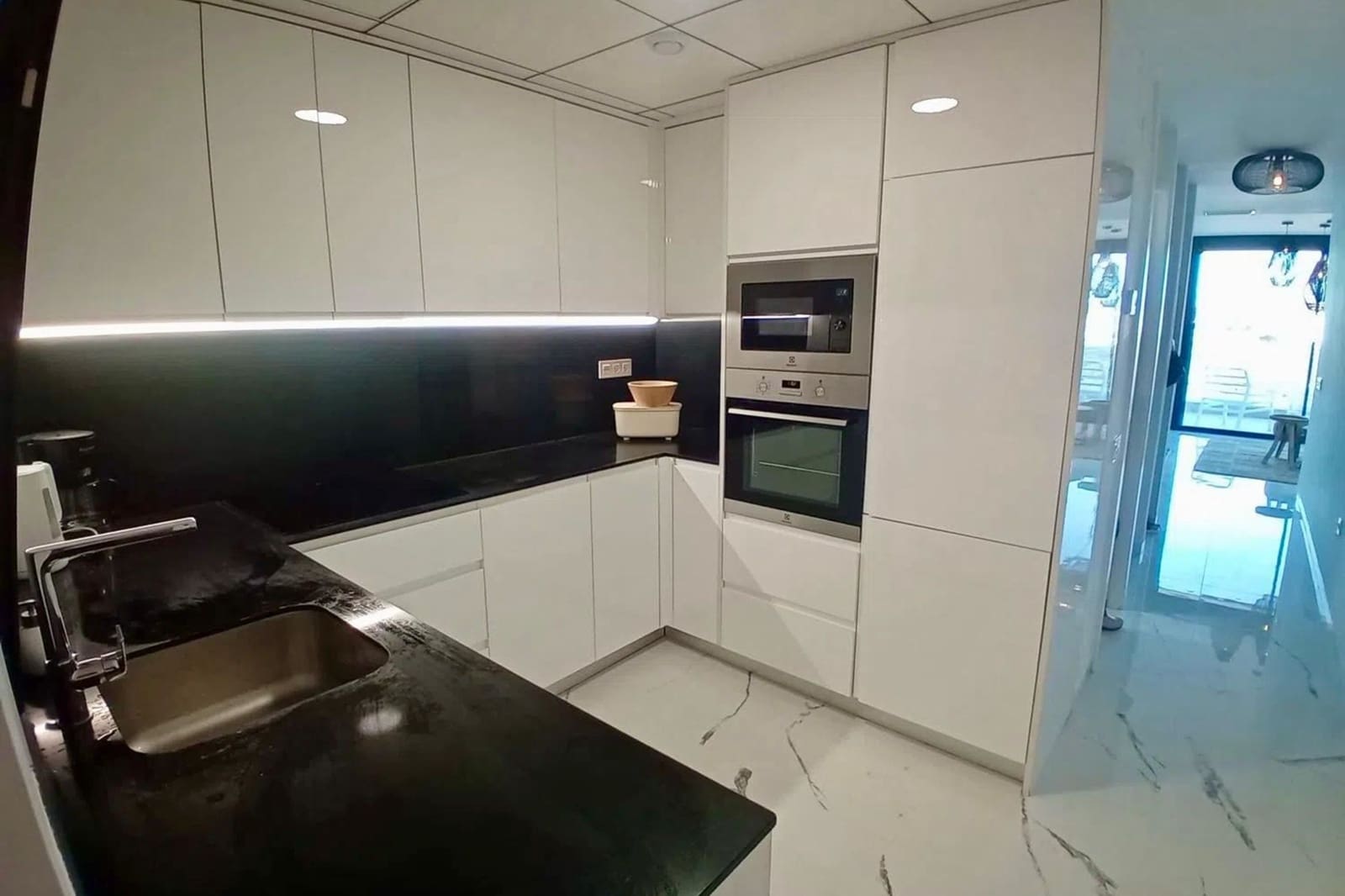 2 slaapkamer Appartement te koop in Gran Alacant met zwembad - € 405.000 (Ref: 9570068)