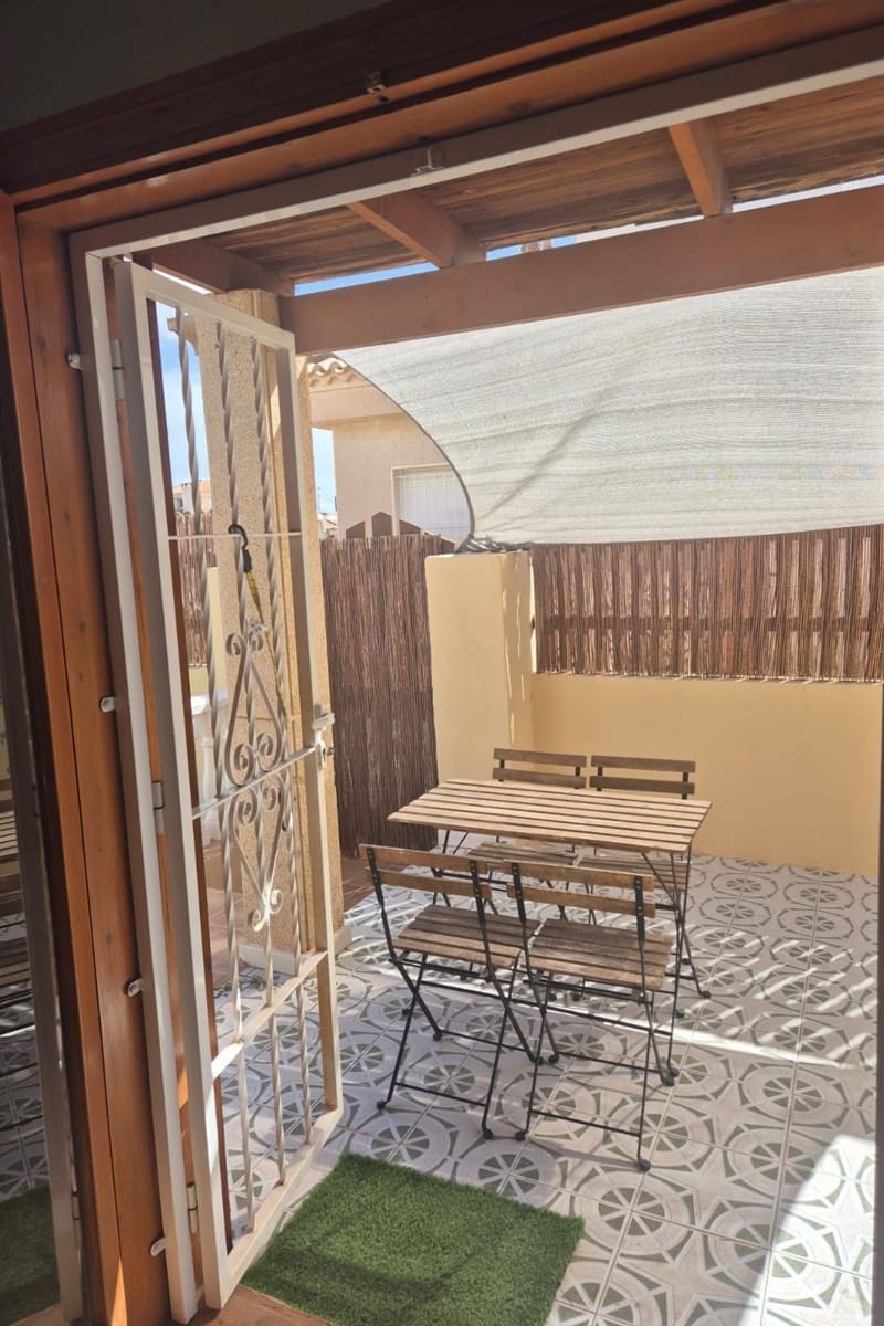 3 sovrum Hus till salu i Playa Flamenca med pool - 239 000 € (Ref: 9572322)