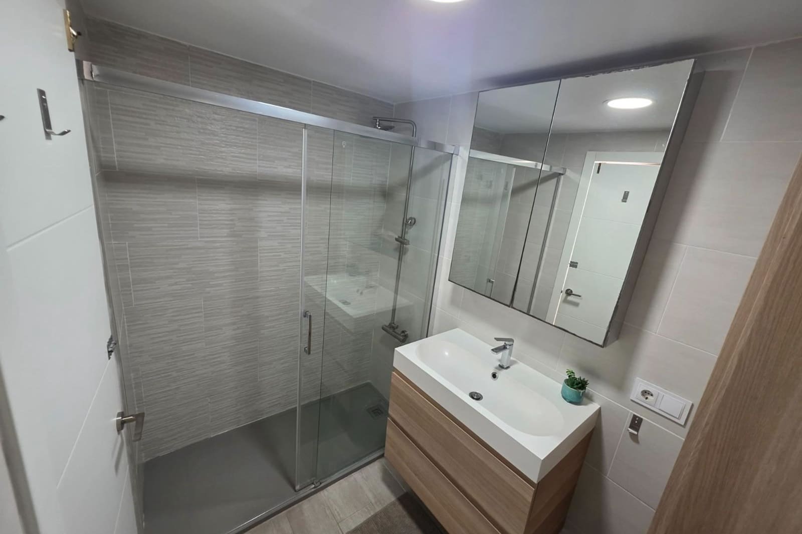 3 sypialnia Apartament na sprzedaż w Miasto Alicante / Alacant z basenem - 375 000 € (Ref: 9593119)