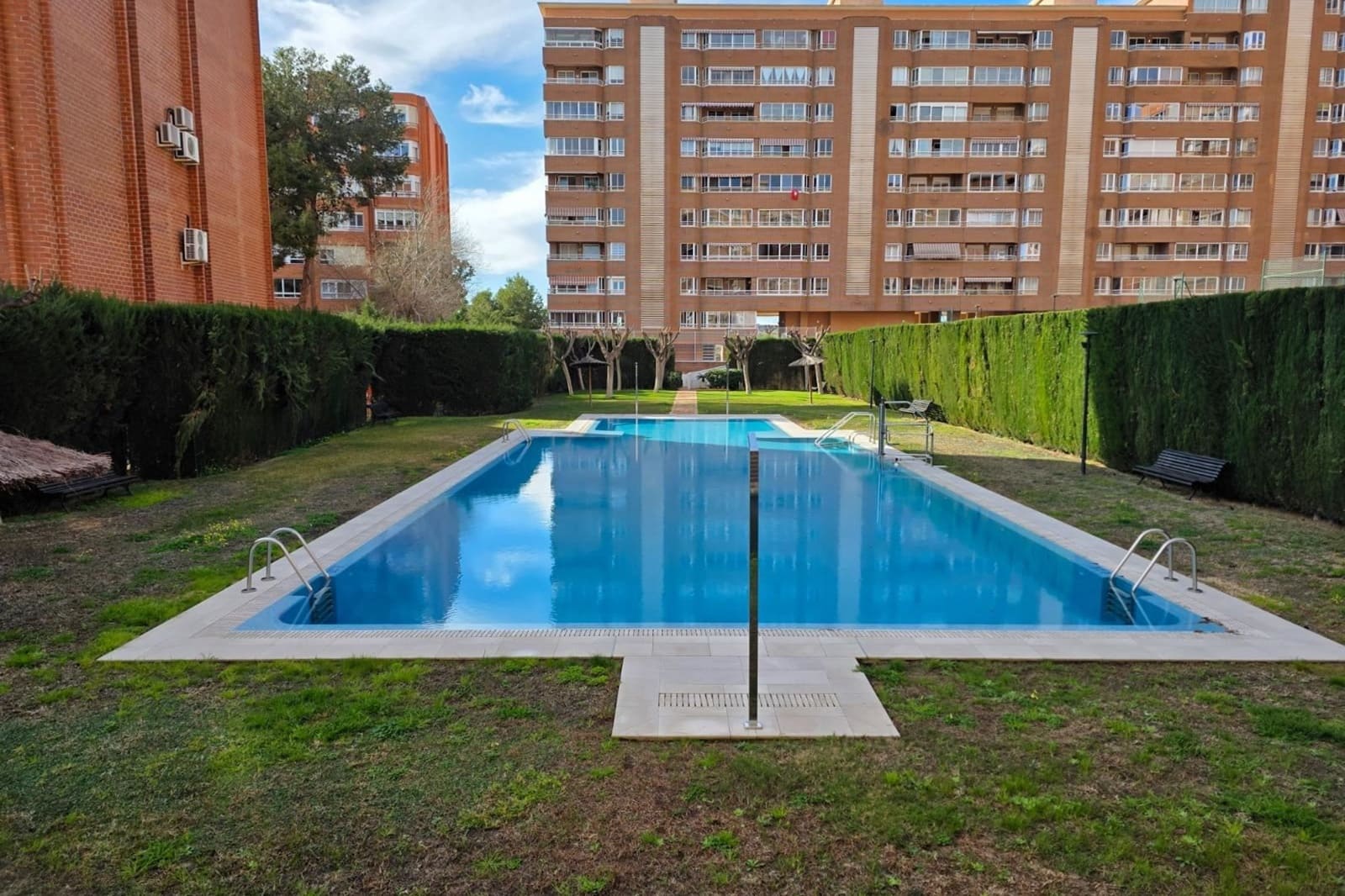 3 sypialnia Apartament na sprzedaż w Miasto Alicante / Alacant z basenem - 375 000 € (Ref: 9593119)