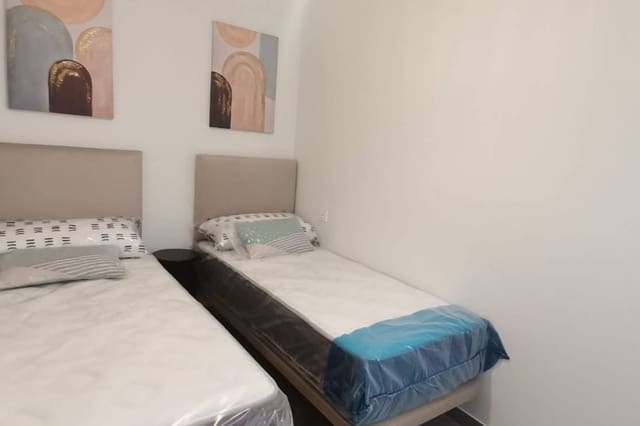 2 makuuhuone Huoneisto myytävänä paikassa El Molino, Torrevieja mukana uima-altaan - 220 000 € (Ref: 9596524)