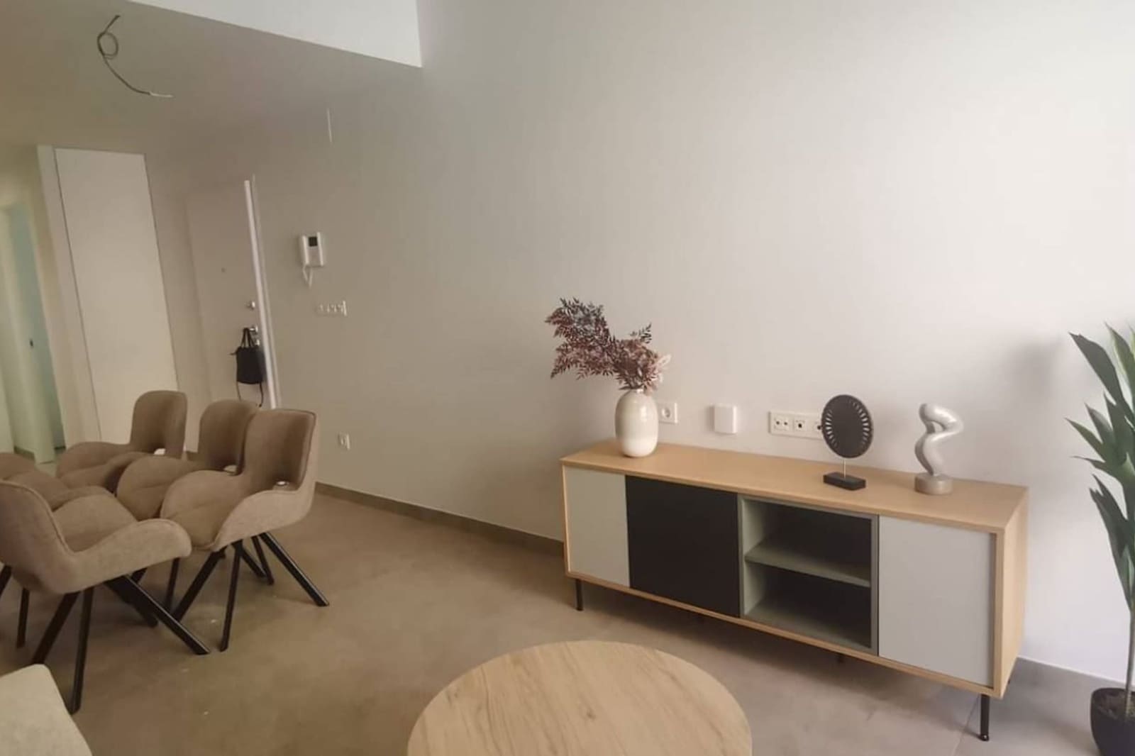 Apartamento de 2 habitaciones en Torrevieja en venta con piscina - 259.000 € (Ref: 9596878)