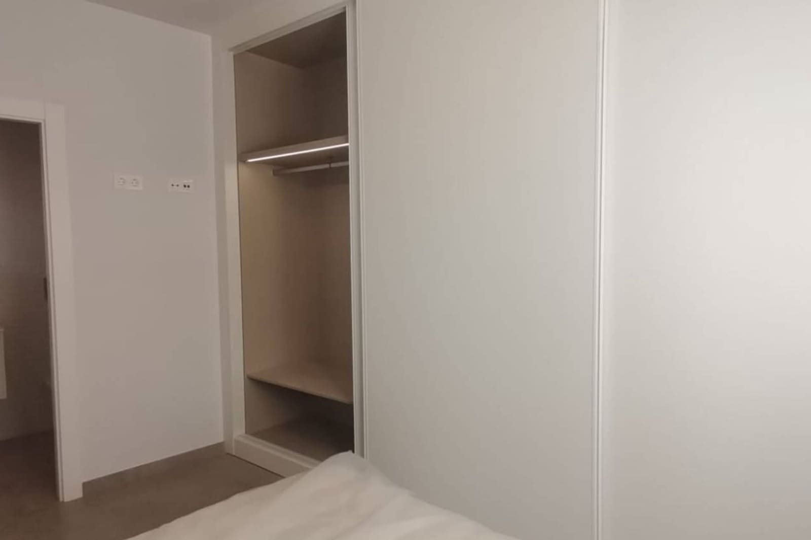 Apartamento de 2 habitaciones en Torrevieja en venta con piscina - 259.000 € (Ref: 9596878)