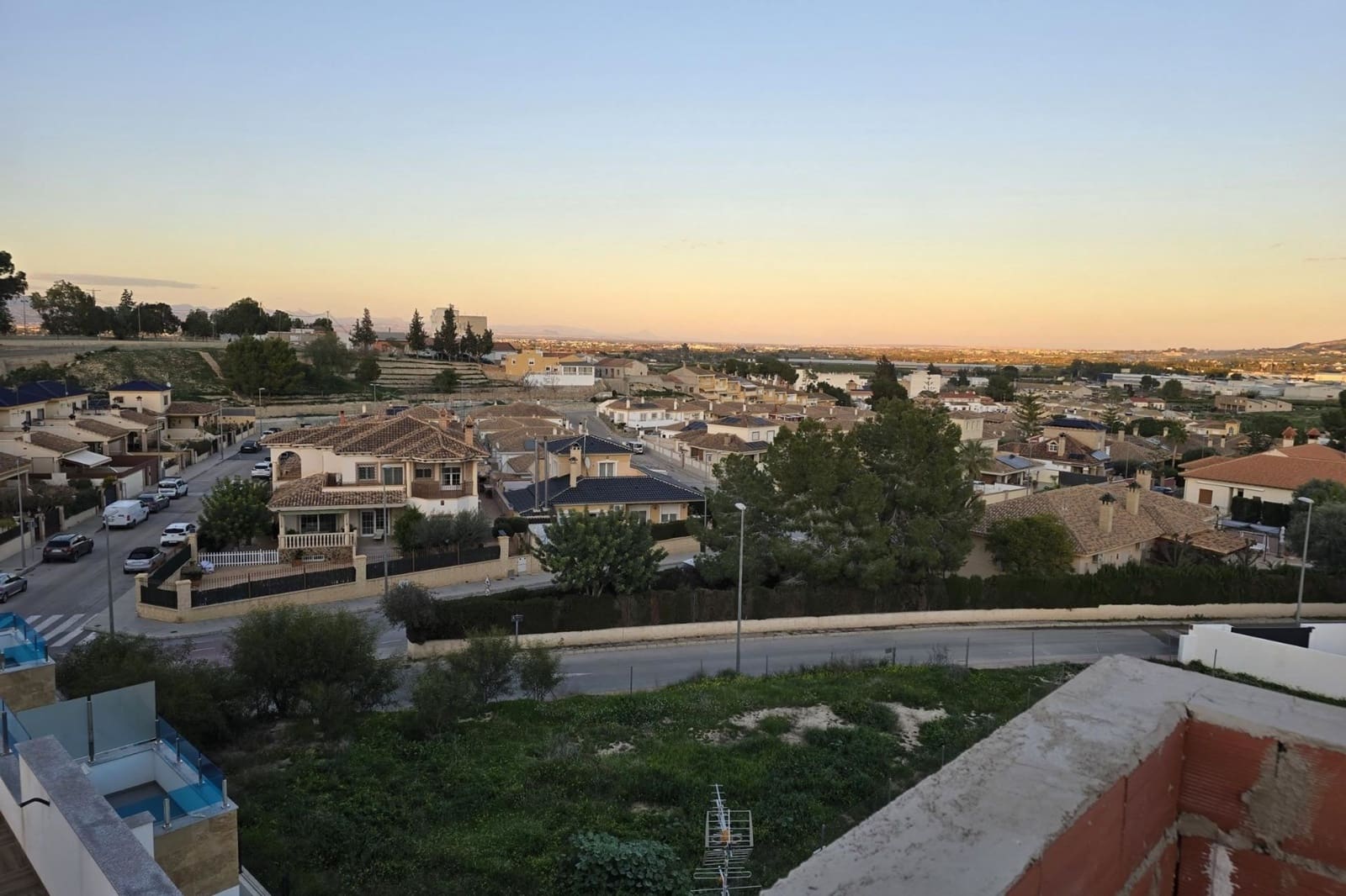 3 soverom Hus til salgs i Bigastro med svømmebasseng - € 250 000 (Ref: 9598091)