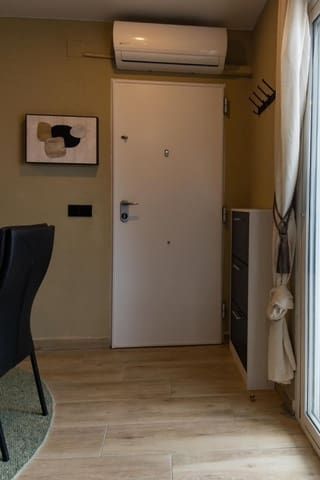 Appartement te koop in Aguas Nuevas, Torrevieja met zwembad - € 199.000 (Ref: 9610102)