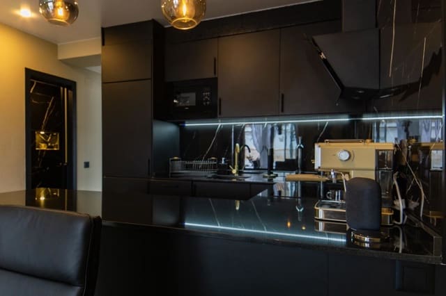 Appartement te koop in Aguas Nuevas, Torrevieja met zwembad - € 199.000 (Ref: 9610102)