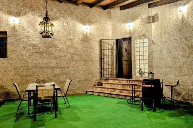 4 soveværelse Villa til salg i Cañada del Fenollar, Alicante by med swimmingpool - € 515.000 (Ref: 9610197)