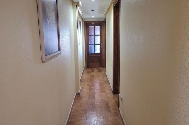 4 camera da letto Appartamento in vendita in Zona Pueblo, Guardamar del Segura - 230.000 € (Rif: 9624049)