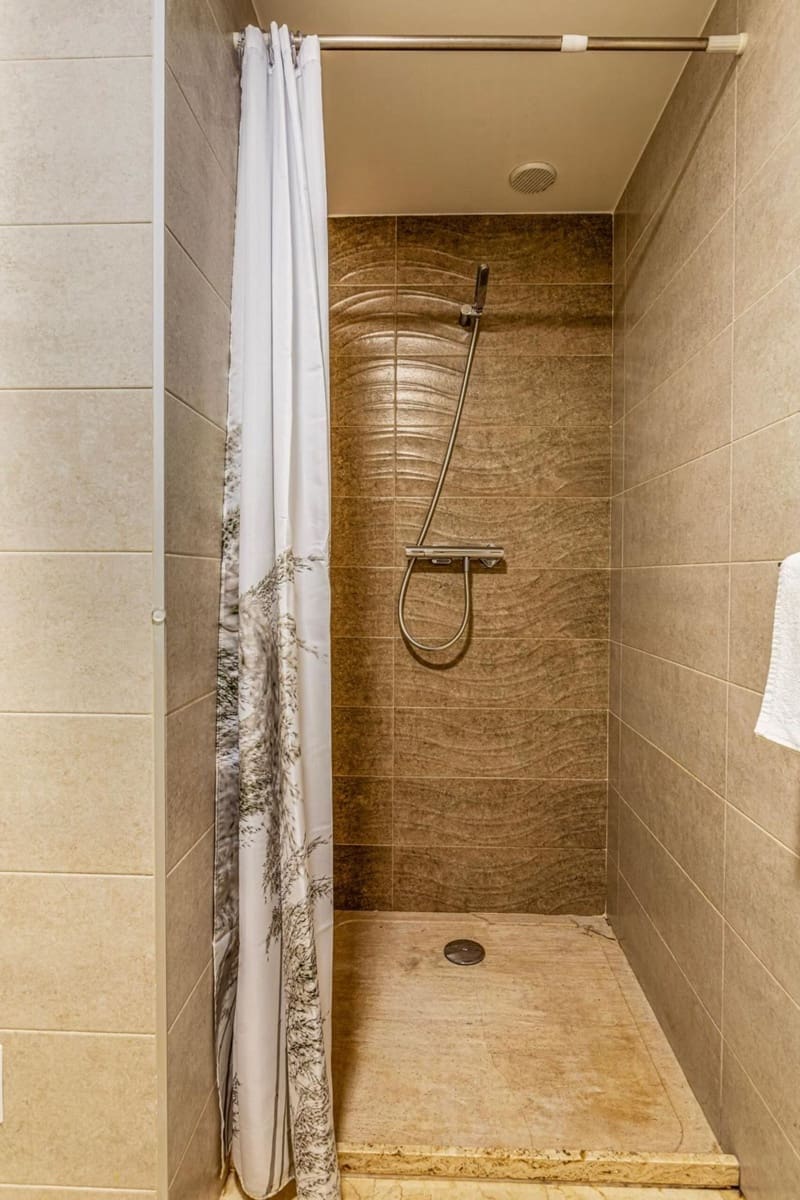 2 bedroom Apartment for sale in Punta Prima with pool - € 305,000 (Ref: 9626475)