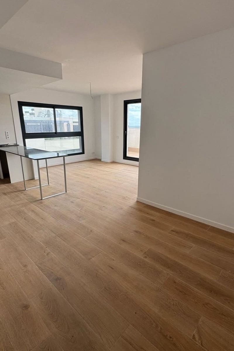 3 bedroom Apartment for sale in Alicante / Alacant city with pool - € 499,000 (Ref: 9626529)