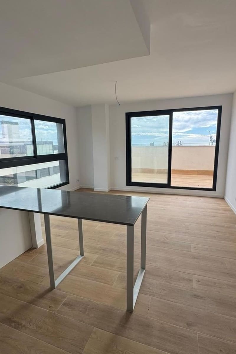 3 bedroom Apartment for sale in Alicante / Alacant city with pool - € 499,000 (Ref: 9626529)