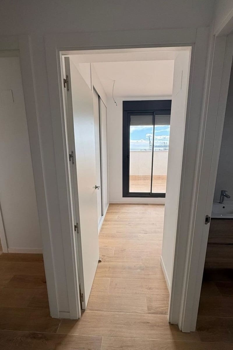 3 bedroom Apartment for sale in Alicante / Alacant city with pool - € 499,000 (Ref: 9626529)