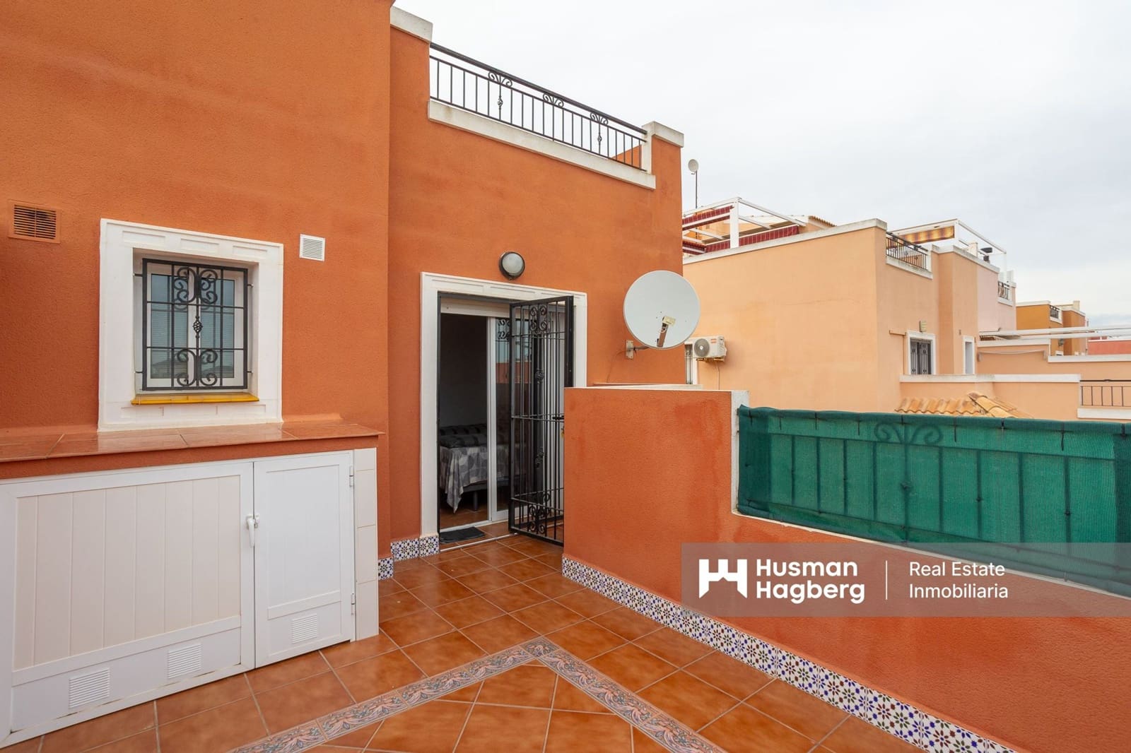 3 bedroom Townhouse for sale in Los Montesinos with pool - € 199,900 (Ref: 9626530)