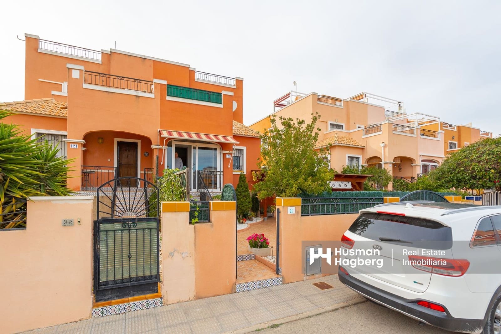 3 bedroom Townhouse for sale in Los Montesinos with pool - € 199,900 (Ref: 9626530)