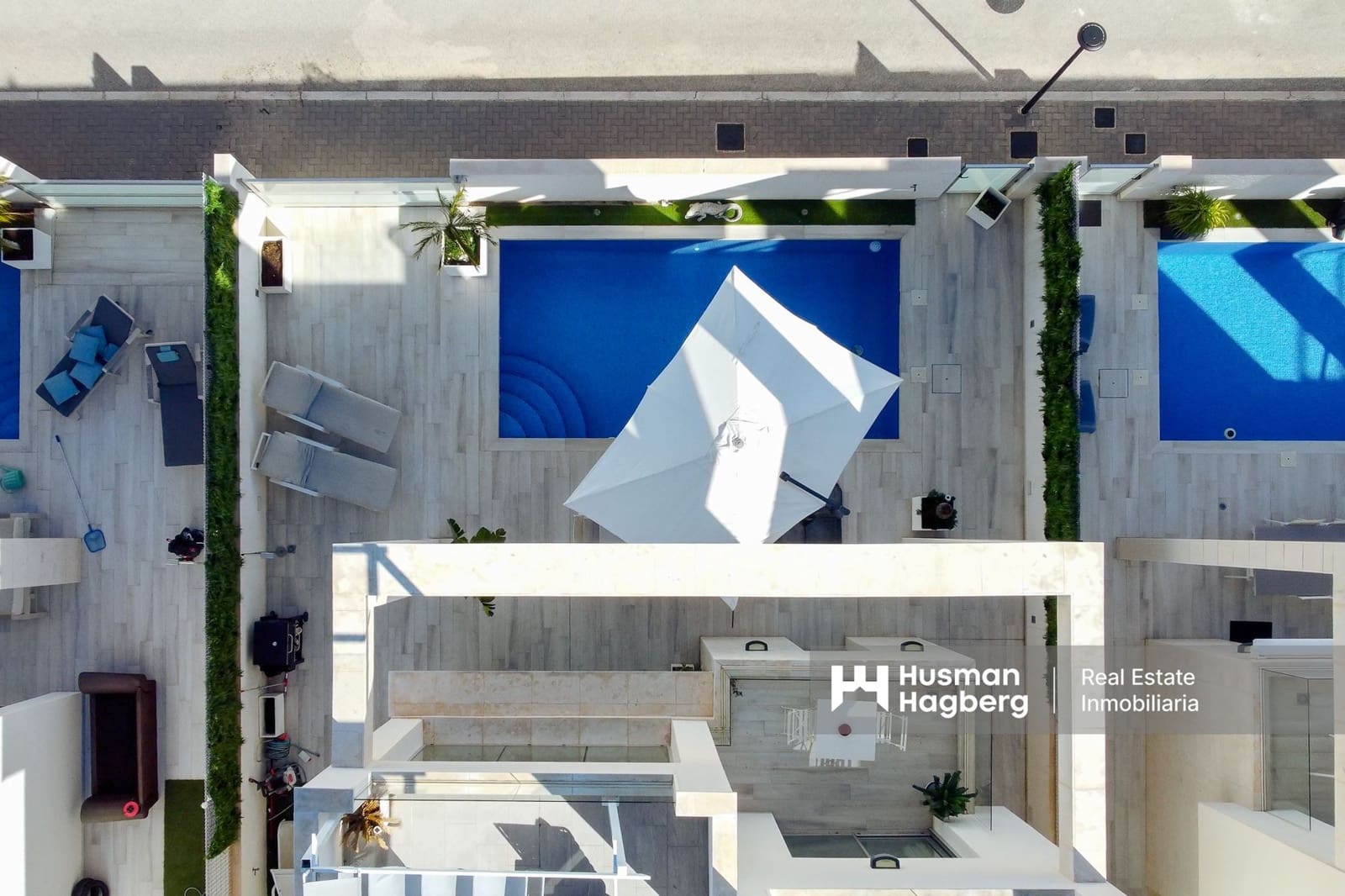 3 slaapkamer Villa te koop in Orihuela Costa met zwembad - € 599.000 (Ref: 9626883)