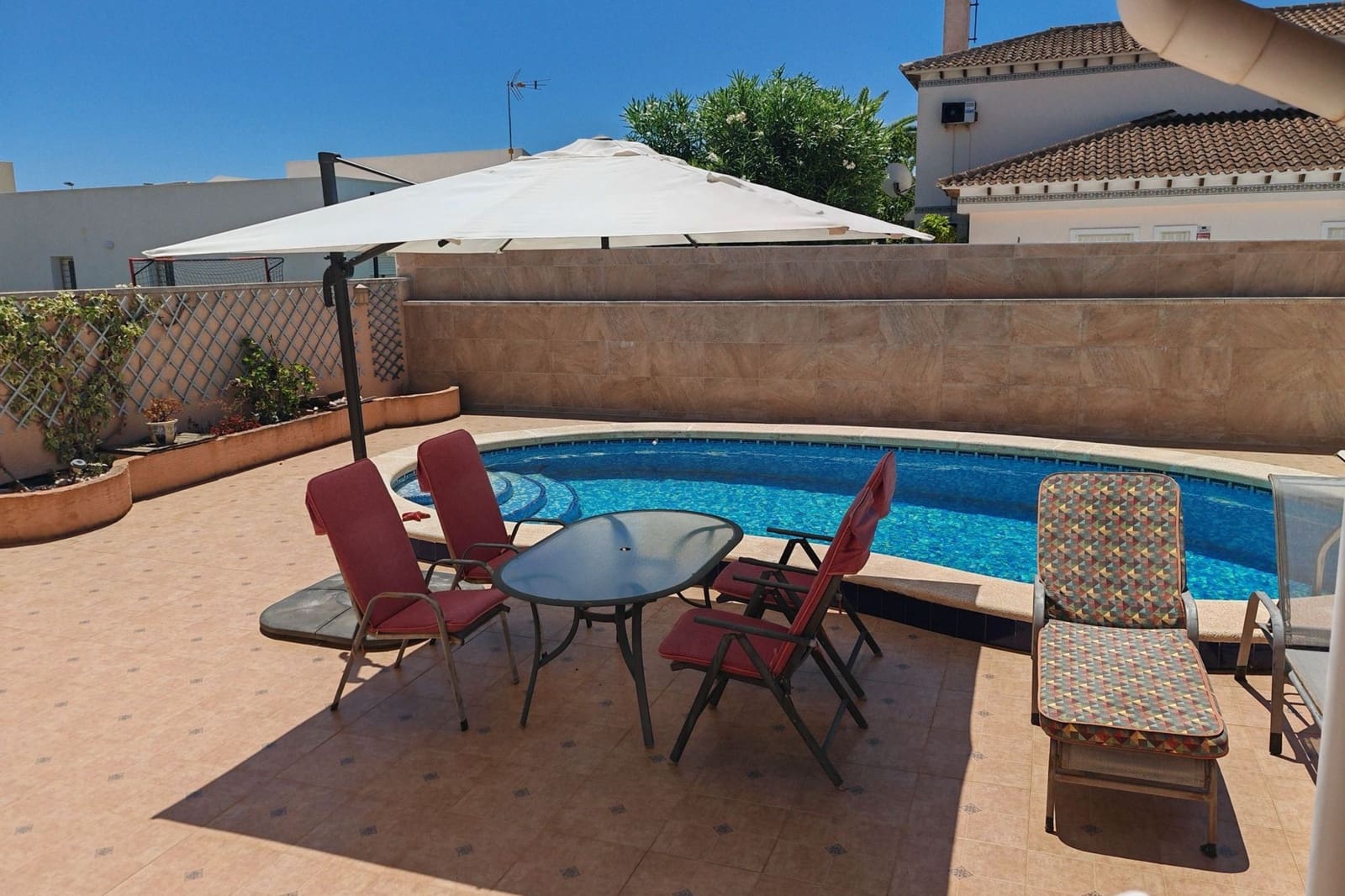 3 bedroom Villa for sale in Torrevieja with pool - € 560,000 (Ref: 9631405)