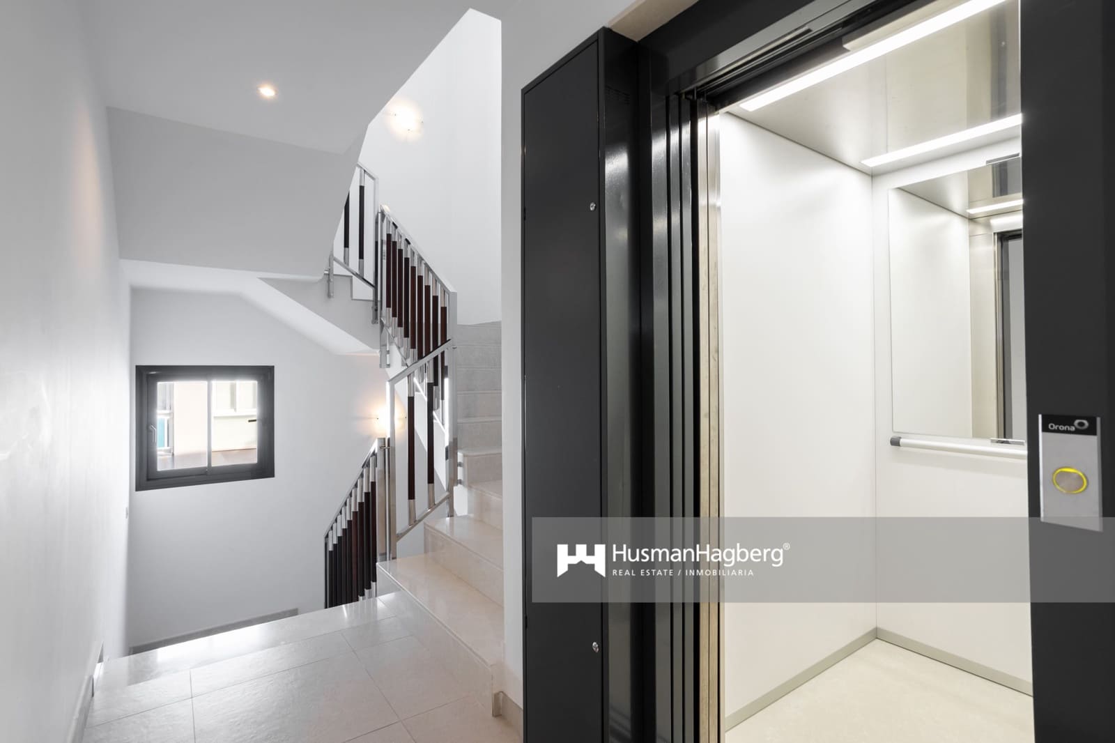 2 soverom Leilighet til salgs i Torrevieja med svømmebasseng - € 189 900 (Ref: 9635033)