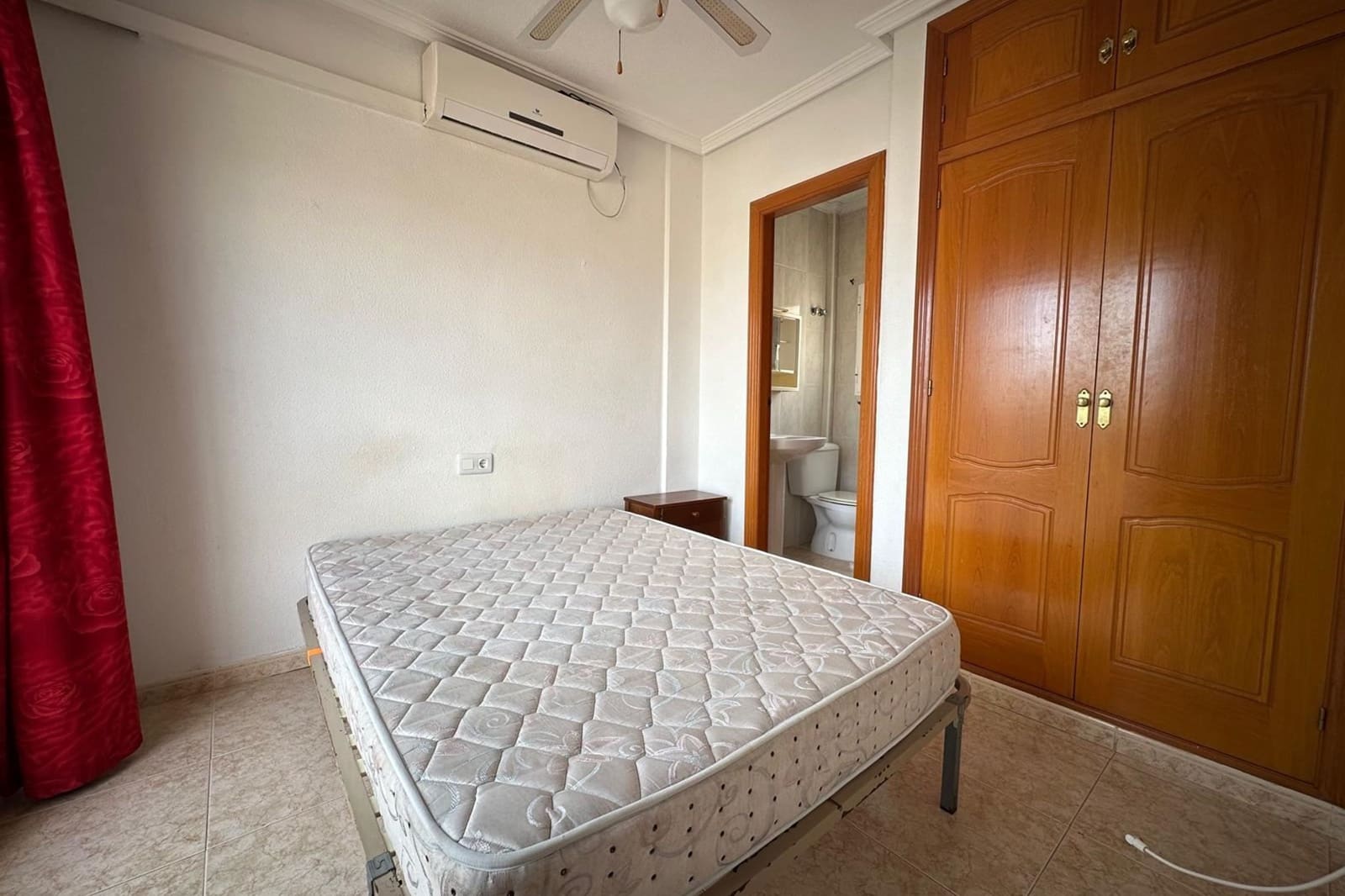 3 slaapkamer Huis te koop in Orihuela Costa met zwembad - € 249.000 (Ref: 9642957)