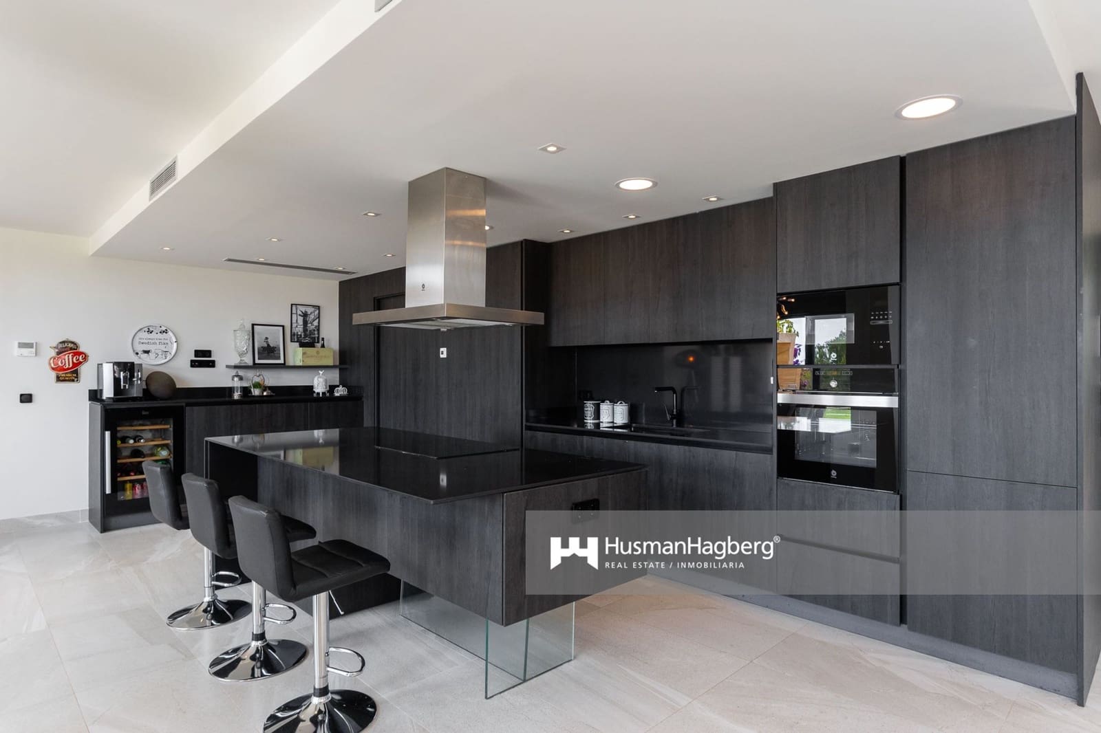 5 soveværelse Villa til salg i Villamartin med swimmingpool - € 1.295.000 (Ref: 9642958)