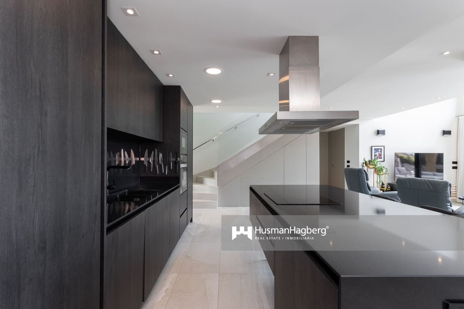 5 soveværelse Villa til salg i Villamartin med swimmingpool - € 1.295.000 (Ref: 9642958)