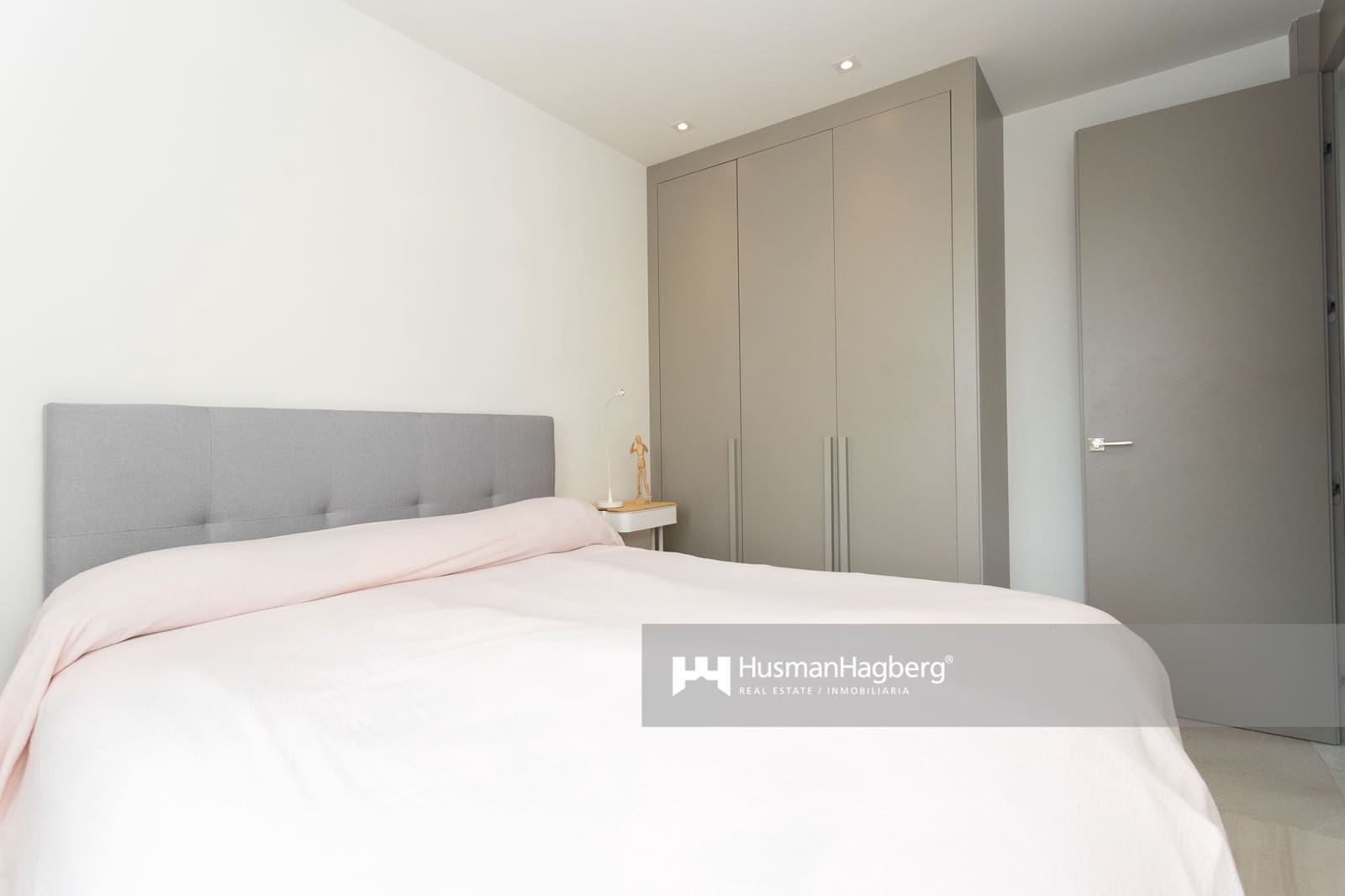 5 soveværelse Villa til salg i Villamartin med swimmingpool - € 1.295.000 (Ref: 9642958)