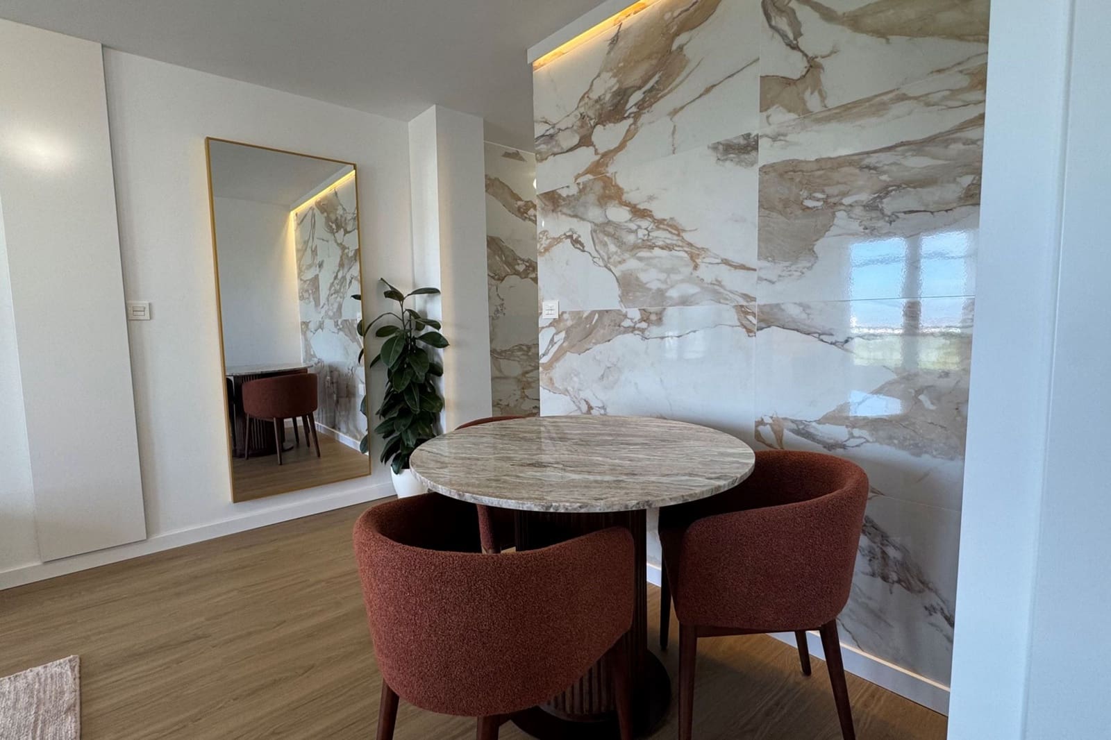 2 bedroom Apartment for sale in Punta Prima with pool - € 269,000 (Ref: 9665292)