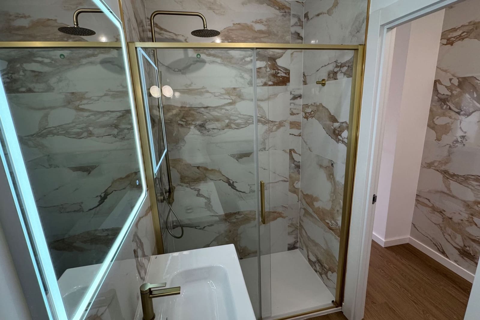 2 bedroom Apartment for sale in Punta Prima with pool - € 269,000 (Ref: 9665292)