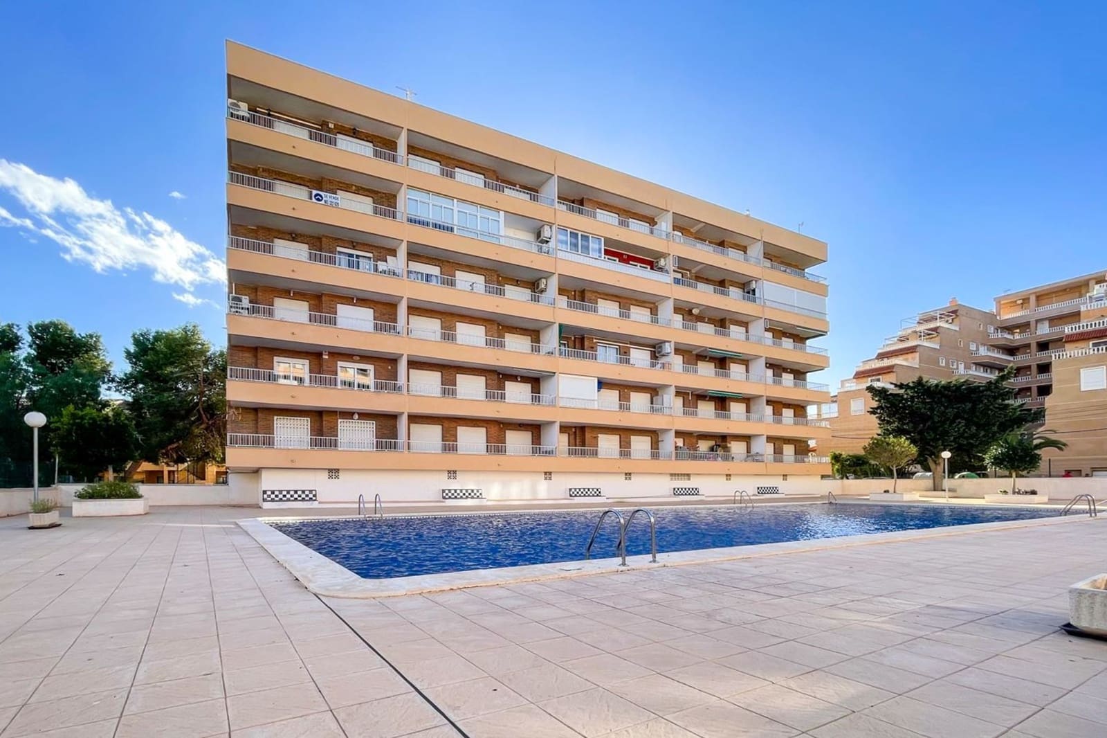 2 bedroom Apartment for sale in Punta Prima with pool - € 235,000 (Ref: 9665292)