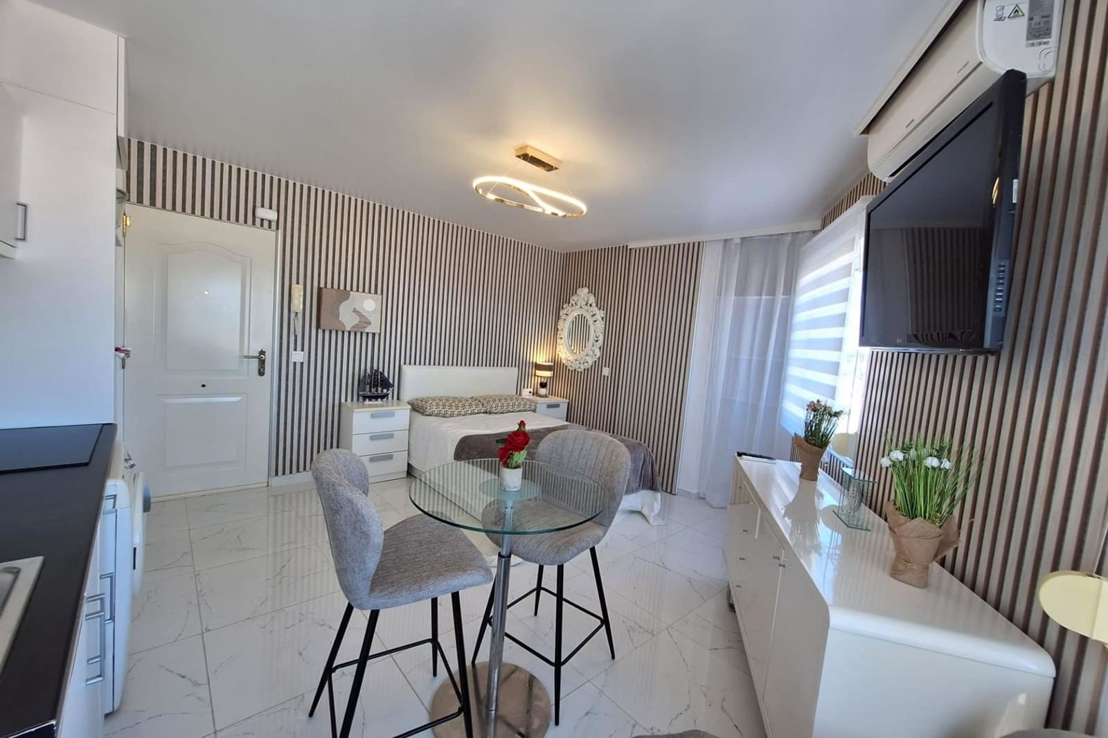 Leilighet til salgs i Torrevieja - € 125 000 (Ref: 9672286)