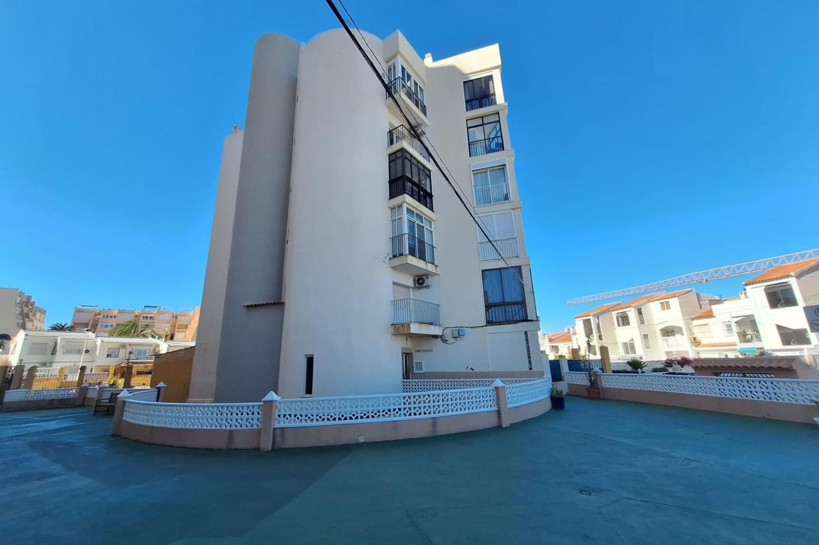 Leilighet til salgs i Torrevieja - € 125 000 (Ref: 9672286)